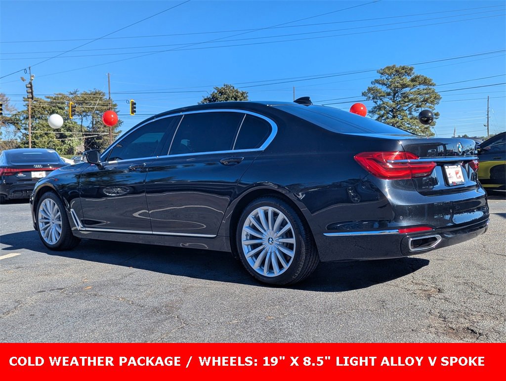 Used 2018 BMW 740i image 3