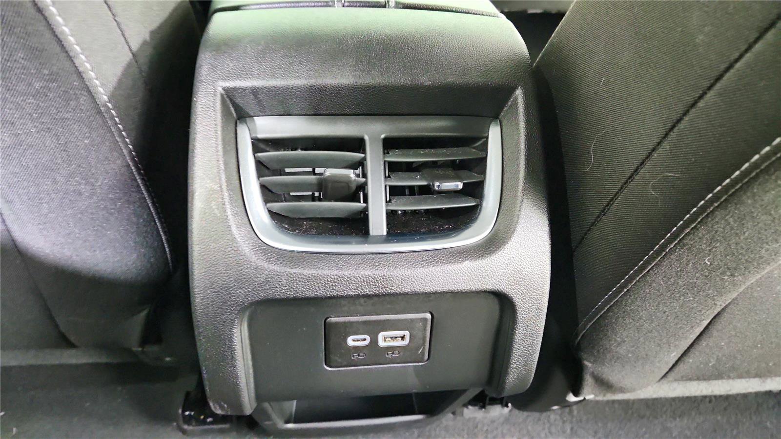 Used 2023 Chevrolet Blazer LT image 30