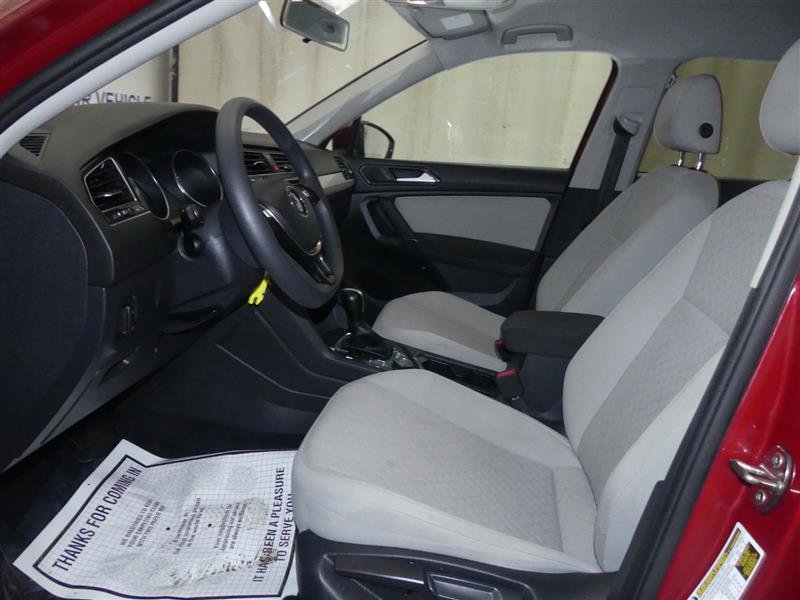 Used 2018 Volkswagen Tiguan S image 20