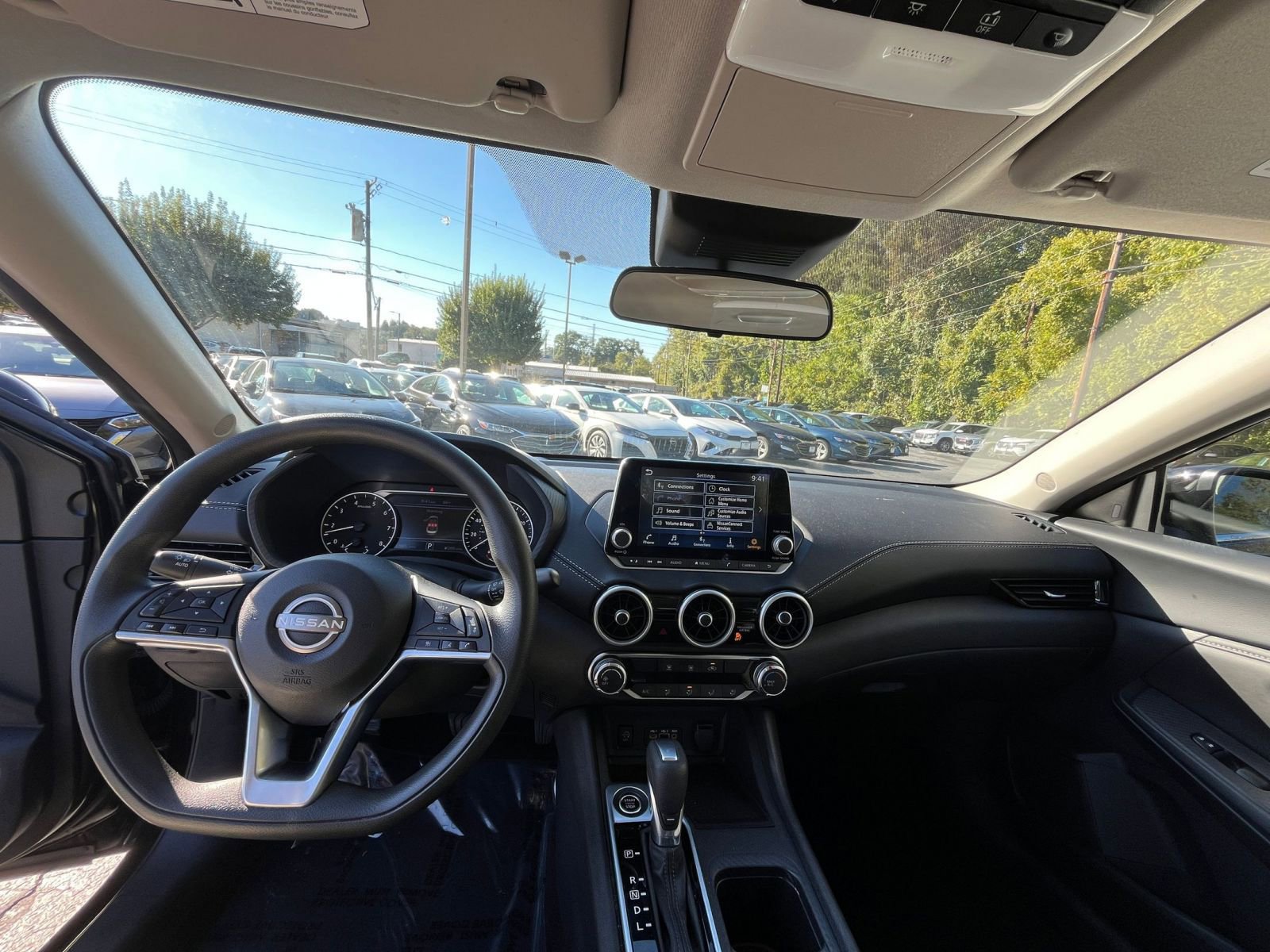 Used 2025 Nissan Sentra SV image 29