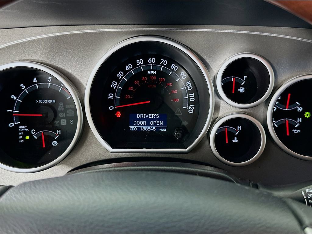 Used 2016 Toyota Sequoia Platinum image 12