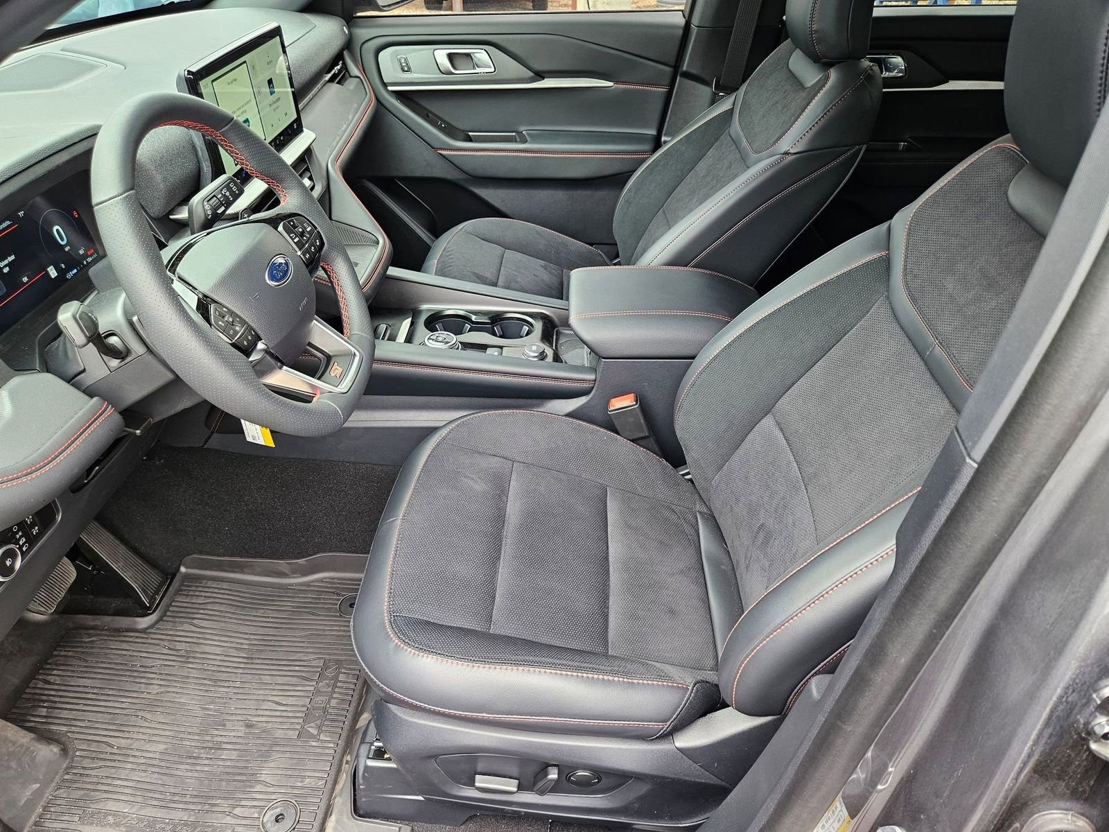 New 2025 Ford Explorer ST image 11