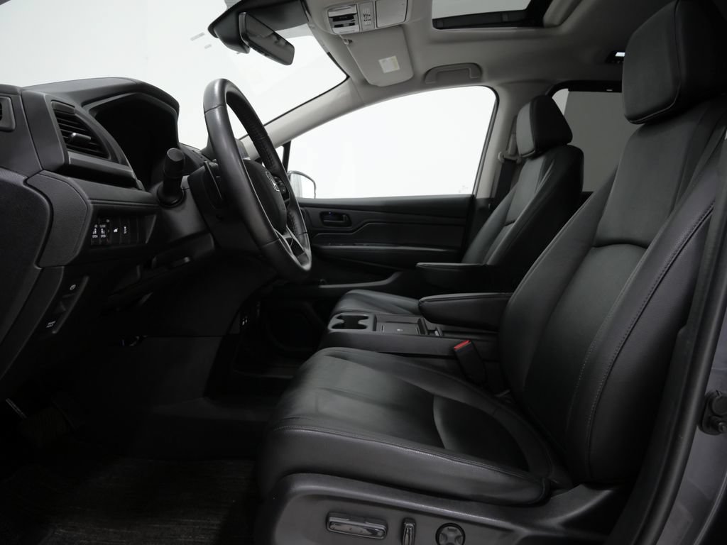 Used 2025 Honda Odyssey EX-L image 13