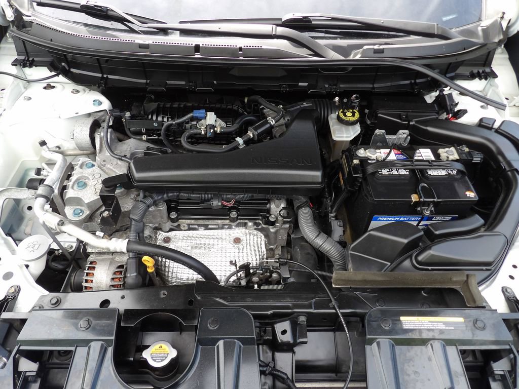 Used 2019 Nissan Rogue SV w/ Sun & Sound Touring Package AWD/4WD image 24