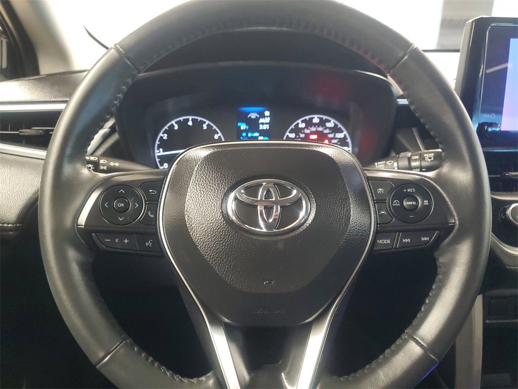 Used 2024 Toyota Corolla Cross LE image 20