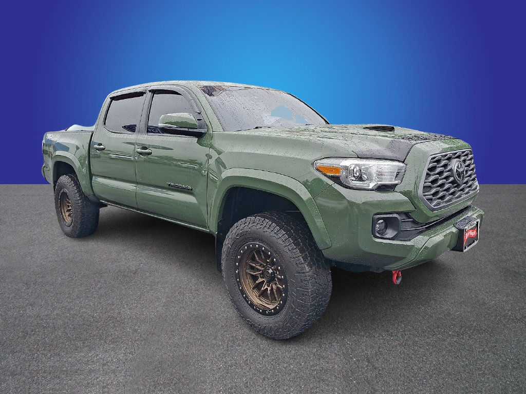 Used 2021 Toyota Tacoma TRD Sport AWD/4WD image 3