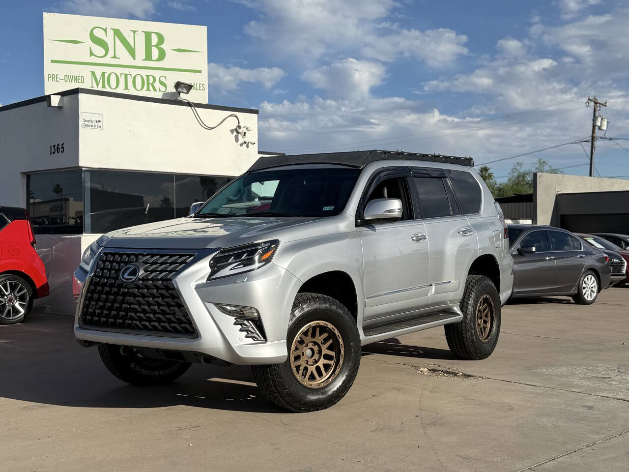 Used 2017 Lexus GX 460 Premium w/ Premium Package image 1