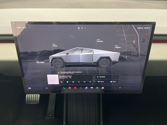 Used 2025 Tesla Cybertruck AWD Crew Cab image 16