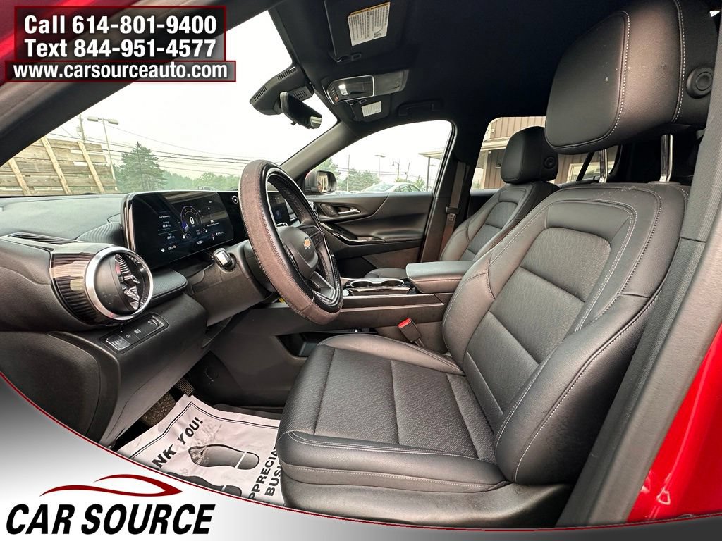 Used 2025 Chevrolet Equinox LT w/ Convenience Package II FWD image 12