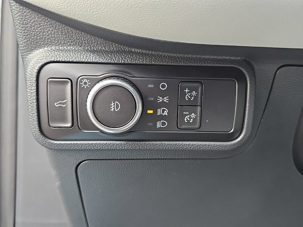New 2026 Ford Explorer Platinum w/ LUX Leather Package AWD/4WD image 19