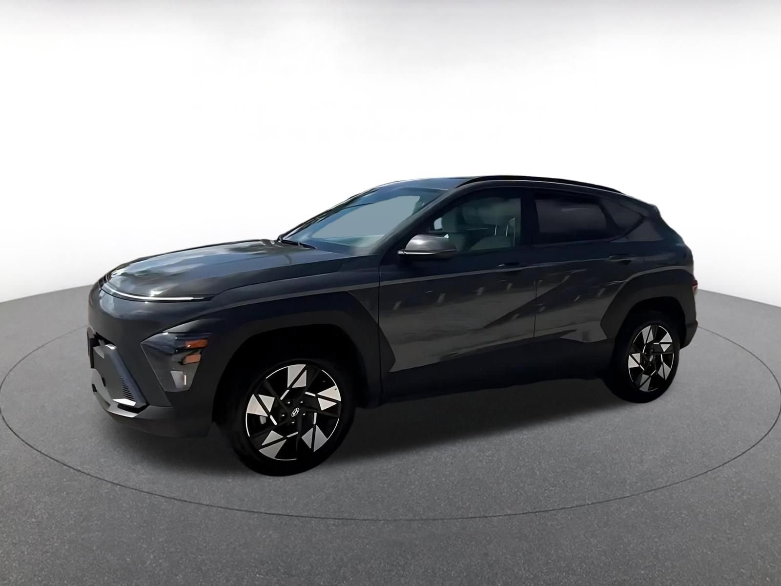 Used 2025 Hyundai Kona SEL image 8