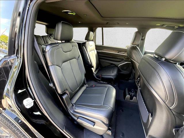 New 2026 Jeep Grand Cherokee L Limited AWD/4WD image 25