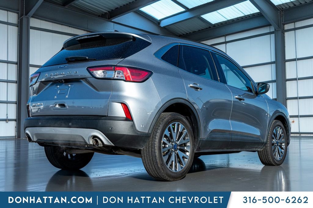 Used 2021 Ford Escape Titanium image 34