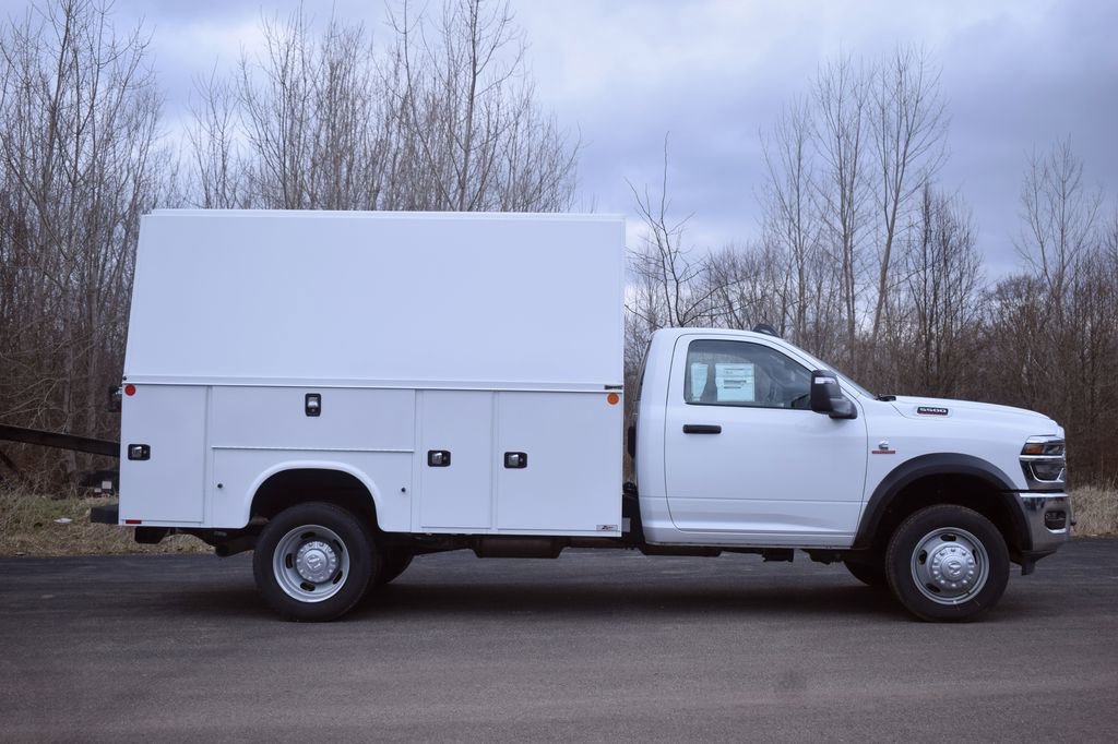 New 2026 RAM 5500 Tradesman w/ Chrome Appearance Group image 4