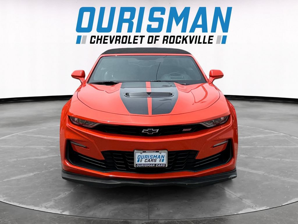 Used 2020 Chevrolet Camaro SS RWD image 8