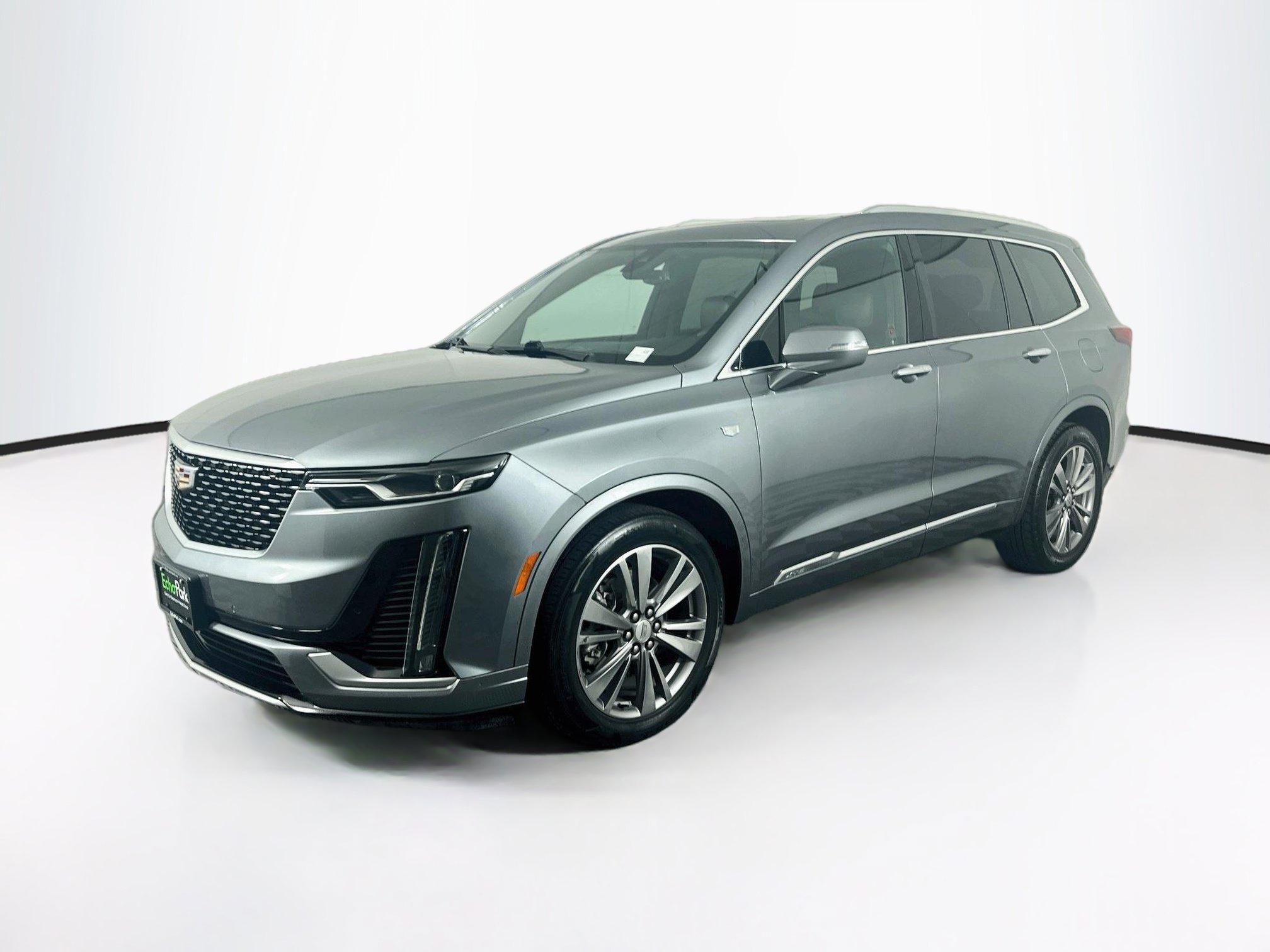 Used 2022 Cadillac XT6 Premium Luxury FWD image 3
