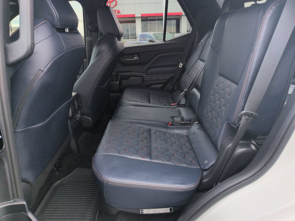 Certified 2026 Toyota 4Runner Platinum AWD/4WD image 25