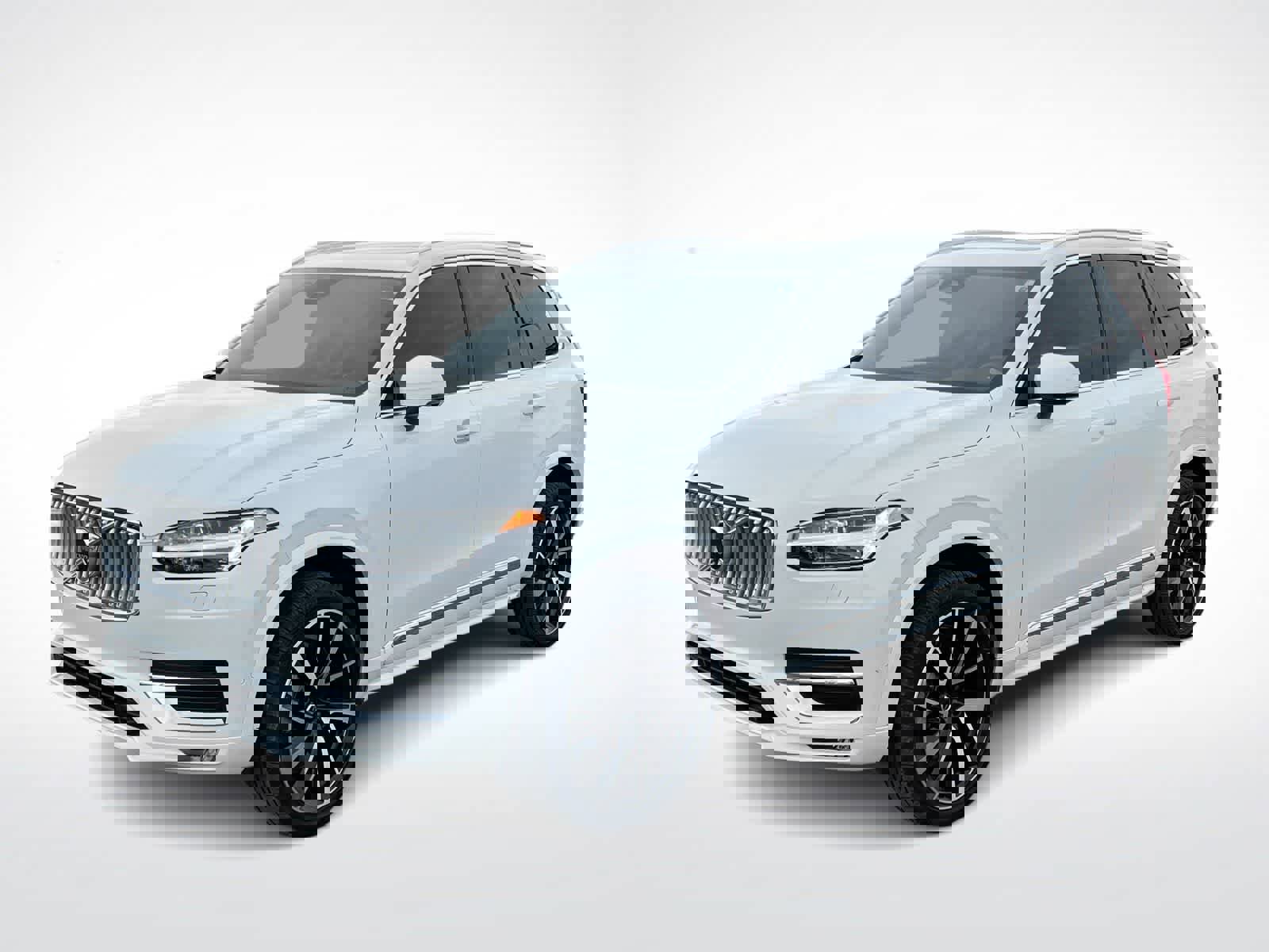 Used 2023 Volvo XC90 B6 Plus w/ Protection Package Premier image 4