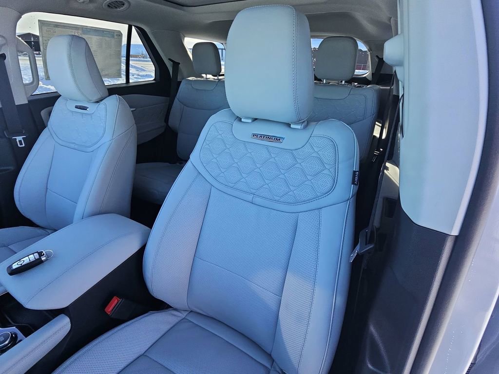 Used 2026 Ford Explorer Platinum w/ LUX Leather Package image 33