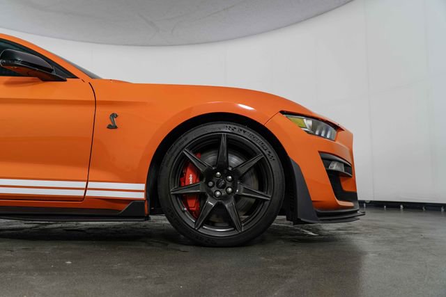 Used 2022 Ford Mustang Shelby GT500 w/ Carbon Fibre Track Pack RWD image 12