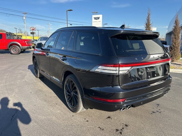 Used 2023 Lincoln Aviator Black Label w/ Jet Package image 8