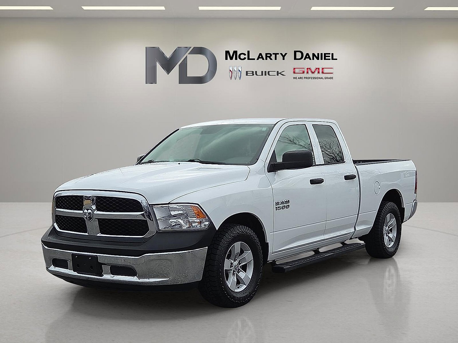 Used 2016 RAM 1500 Tradesman w/ Popular Equipment Group image 2