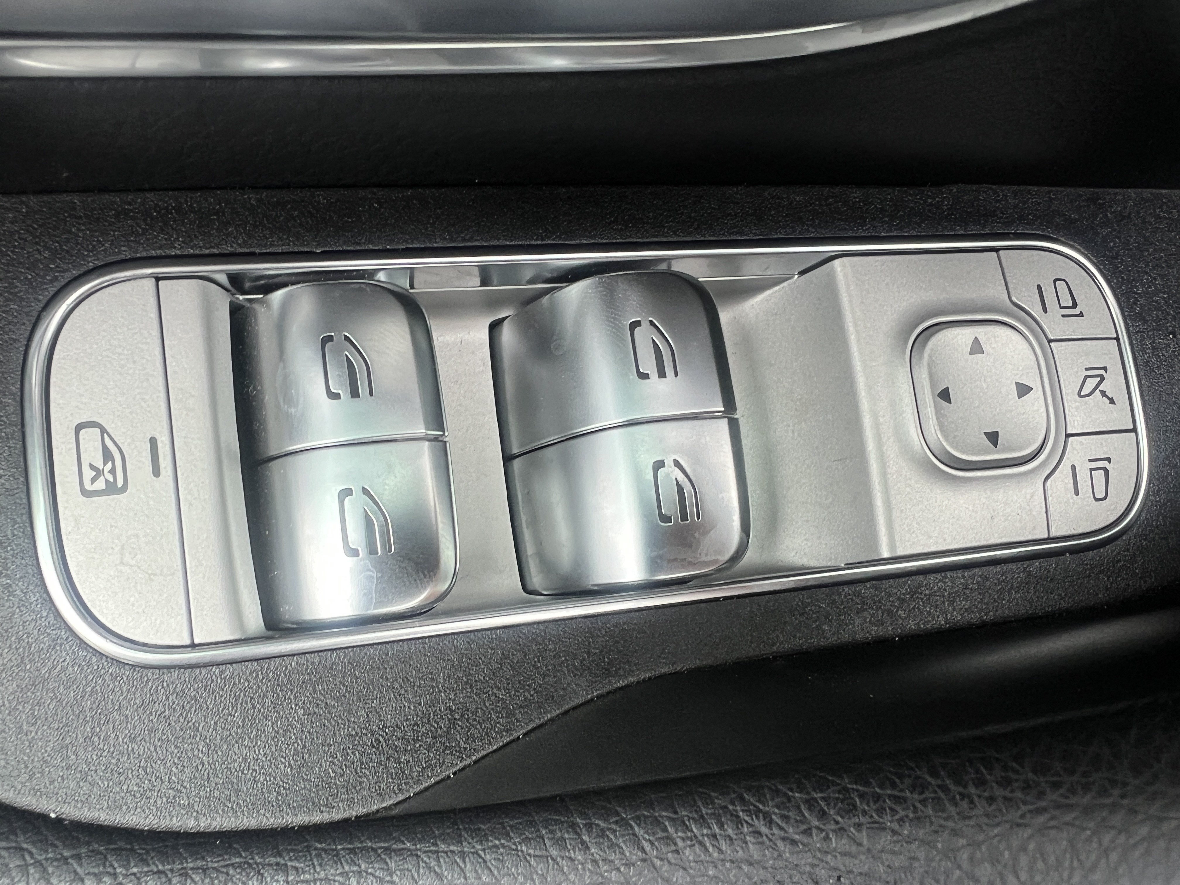 Certified 2026 Mercedes-Benz GLE 350 4MATIC image 13