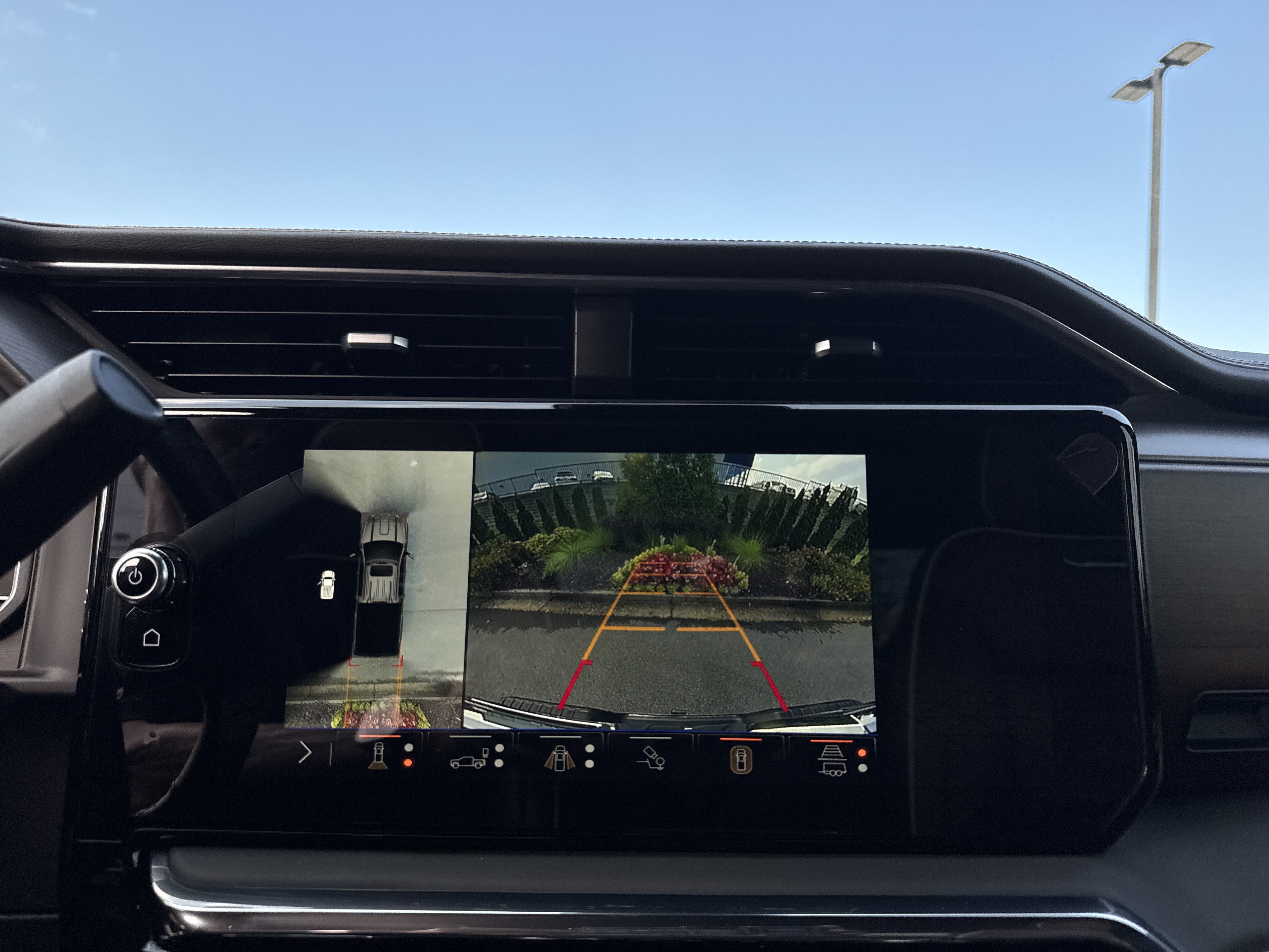 Used 2025 GMC Sierra 2500 Denali Ultimate AWD/4WD image 26