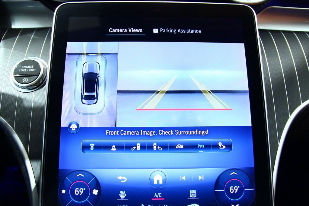 Used 2023 Mercedes-Benz C 300 Sedan image 10