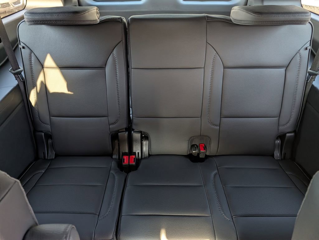 New 2026 GMC Yukon XL Denali w/ Sun & Power Step Package image 37
