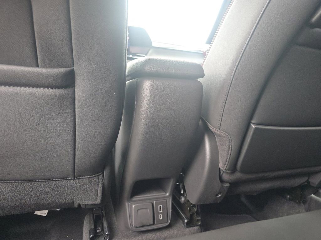 Used 2024 Chevrolet TrailBlazer RS w/ Convenience Package image 24