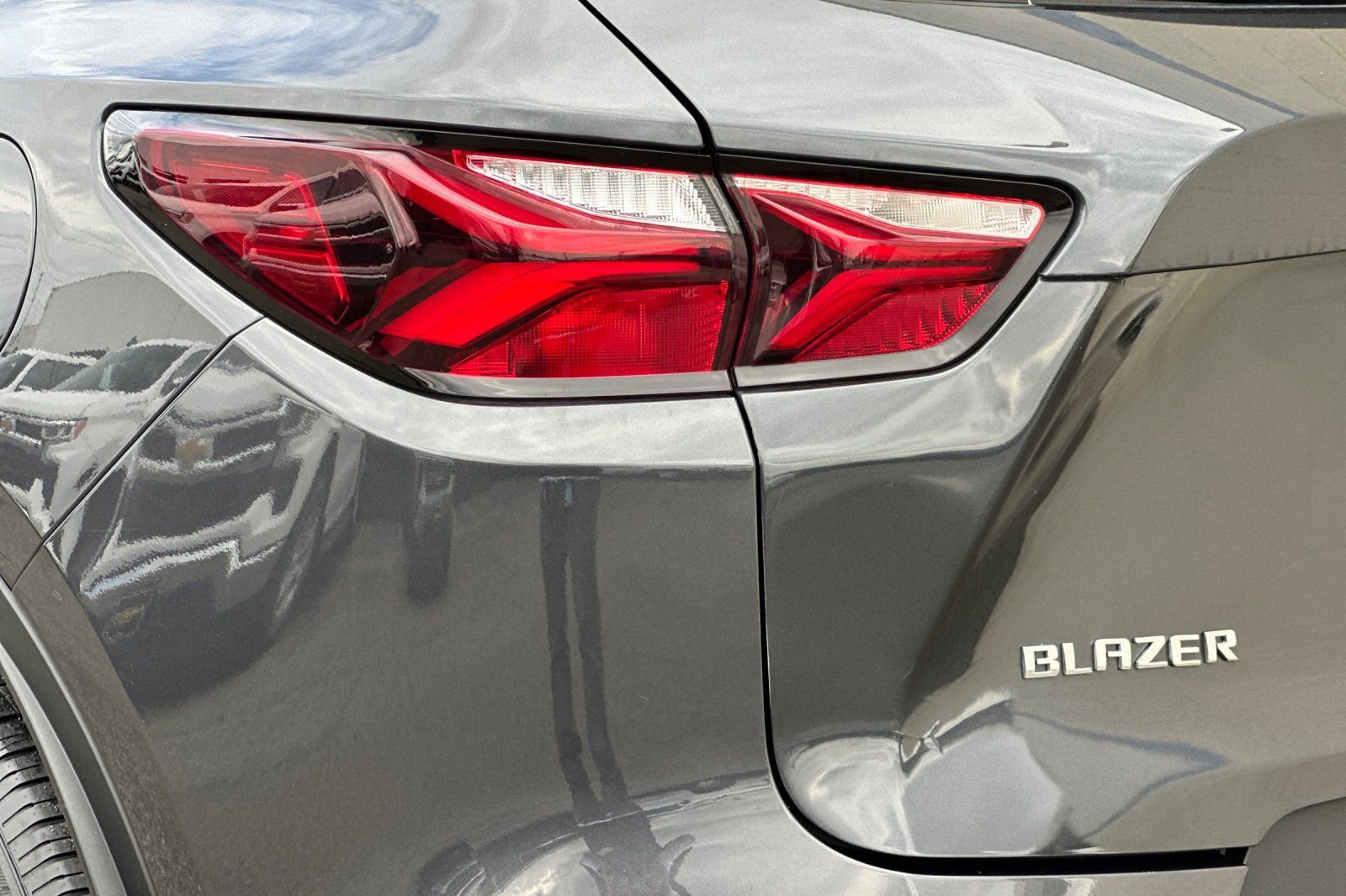 Certified 2022 Chevrolet Blazer LT w/ LPO, Black Grille Bar Package image 37