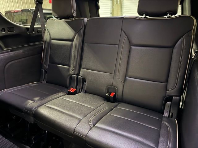Used 2023 GMC Yukon XL SLT w/ SLT Premium Package AWD/4WD image 21