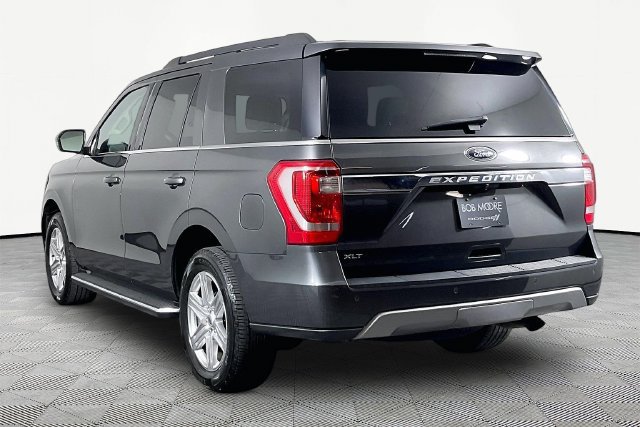 Used 2019 Ford Expedition XLT w/ Equipment Group 202A AWD/4WD image 4