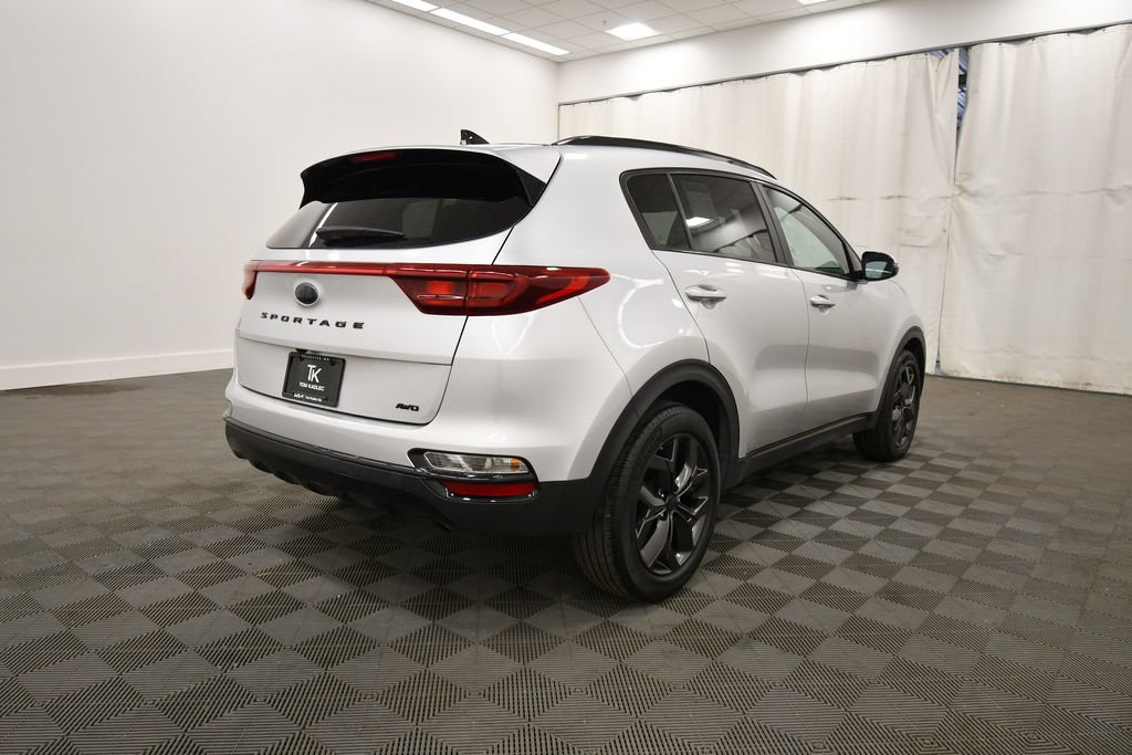 Certified 2022 Kia Sportage Nightfall Edition AWD/4WD image 8