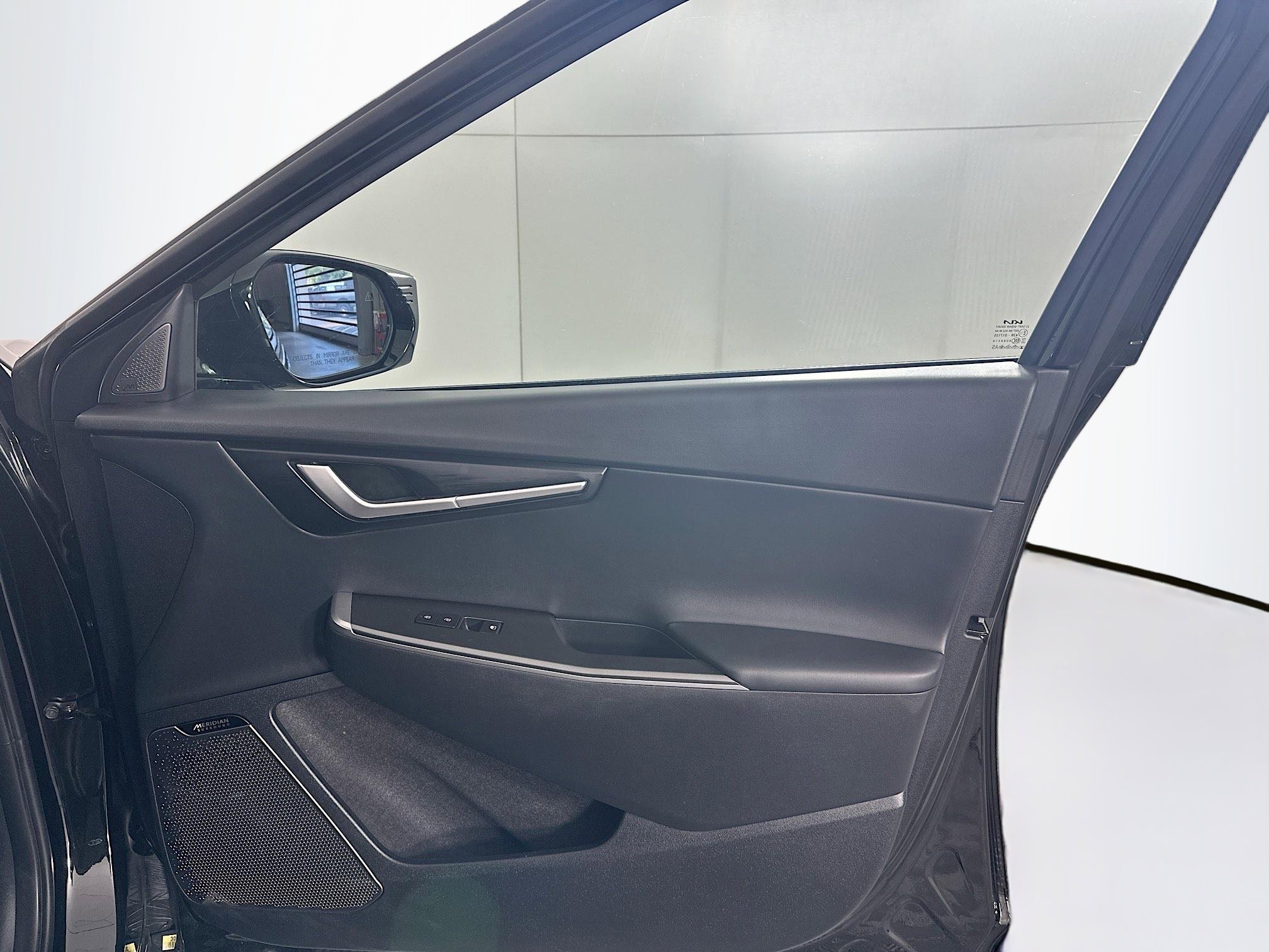 Used 2024 Kia EV6 Wind RWD image 33