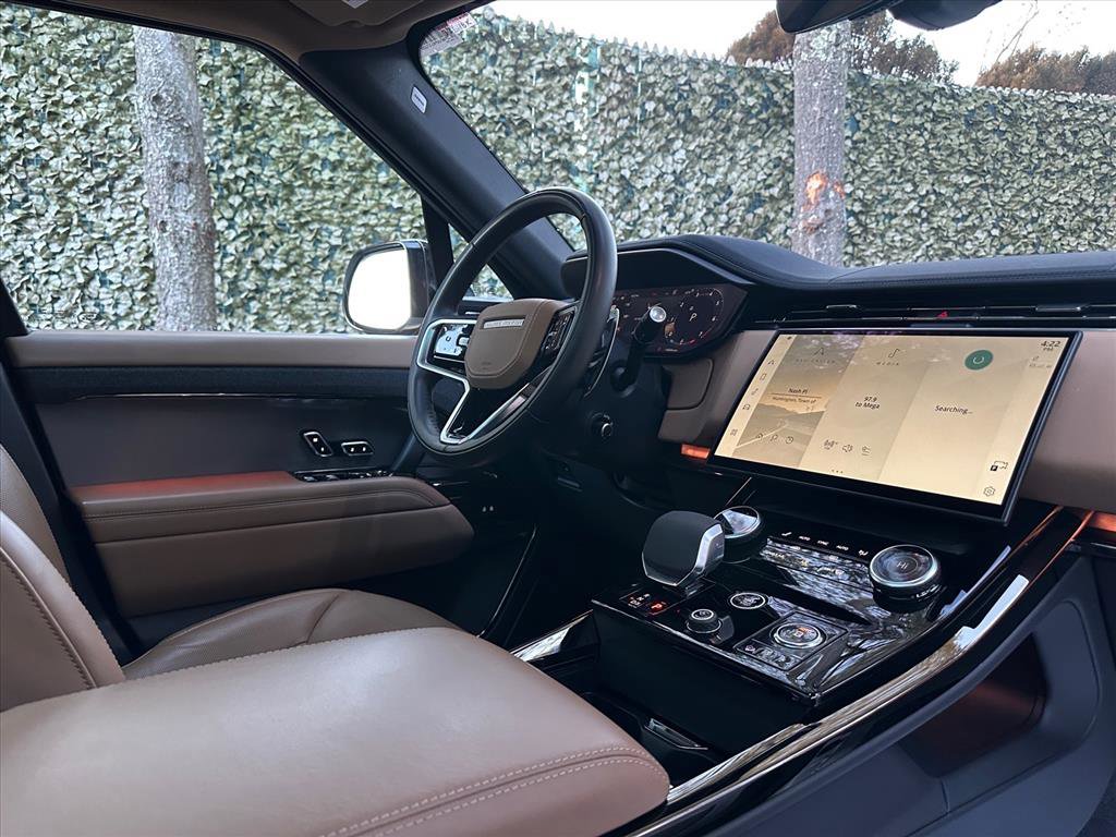 Used 2023 Land Rover Range Rover Sport SE image 25