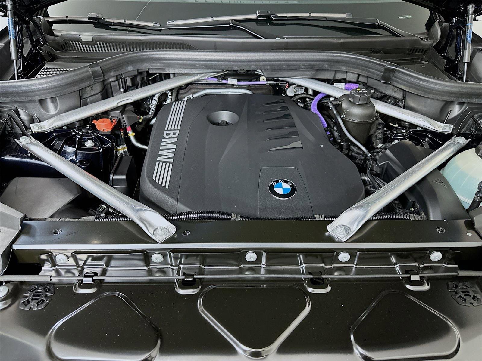 New 2026 BMW X5 xDrive40i w/ M Sport Package image 32