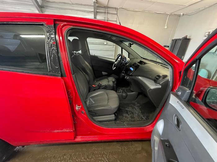 Used 2014 Chevrolet Spark LS FWD image 29