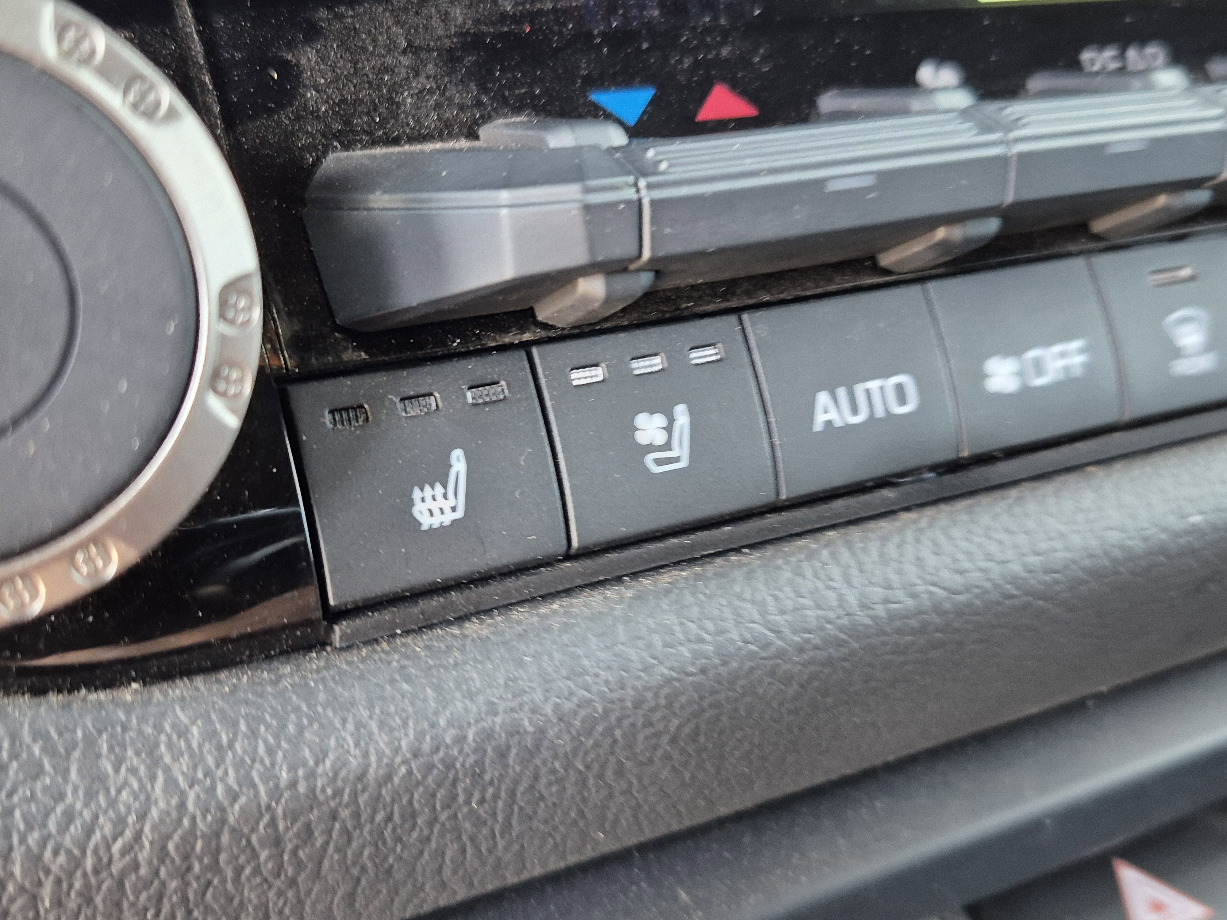 Used 2025 Toyota Sequoia TRD Pro AWD/4WD image 34