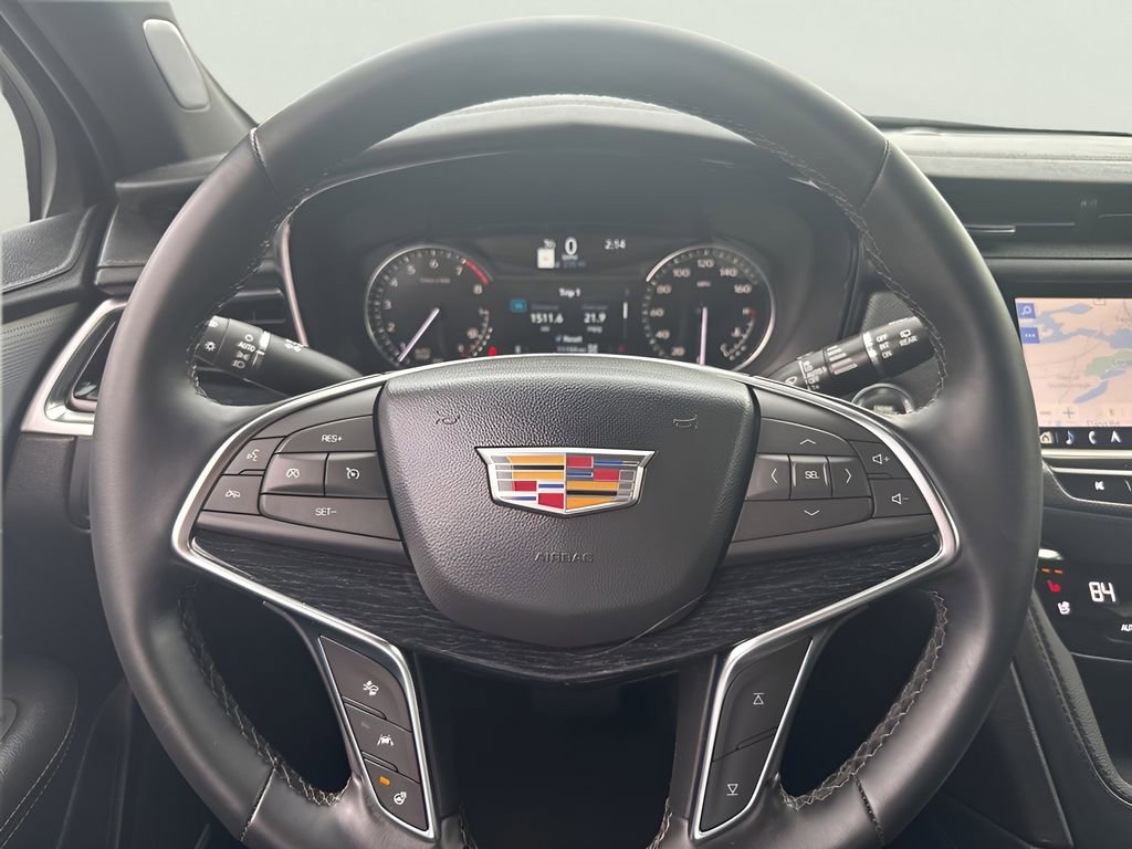 Used 2025 Cadillac XT5 Premium Luxury image 23