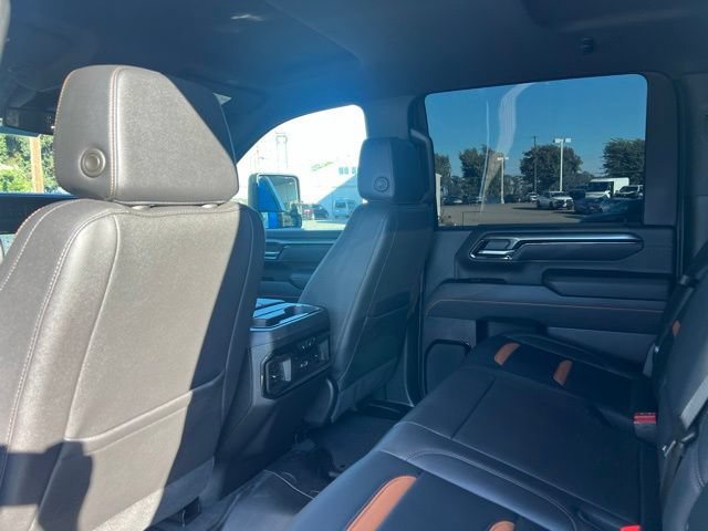 Used 2025 GMC Sierra 2500 AT4 AWD/4WD image 24