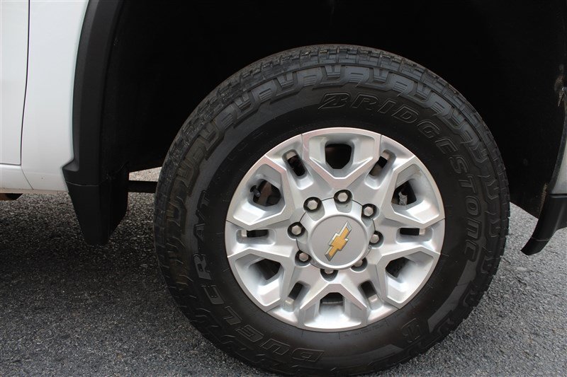 Used 2021 Chevrolet Silverado 2500 LT w/ Z71 Off-Road Package AWD/4WD image 11