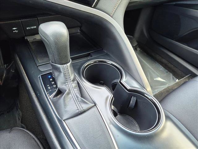 Used 2019 Toyota Camry LE FWD image 12