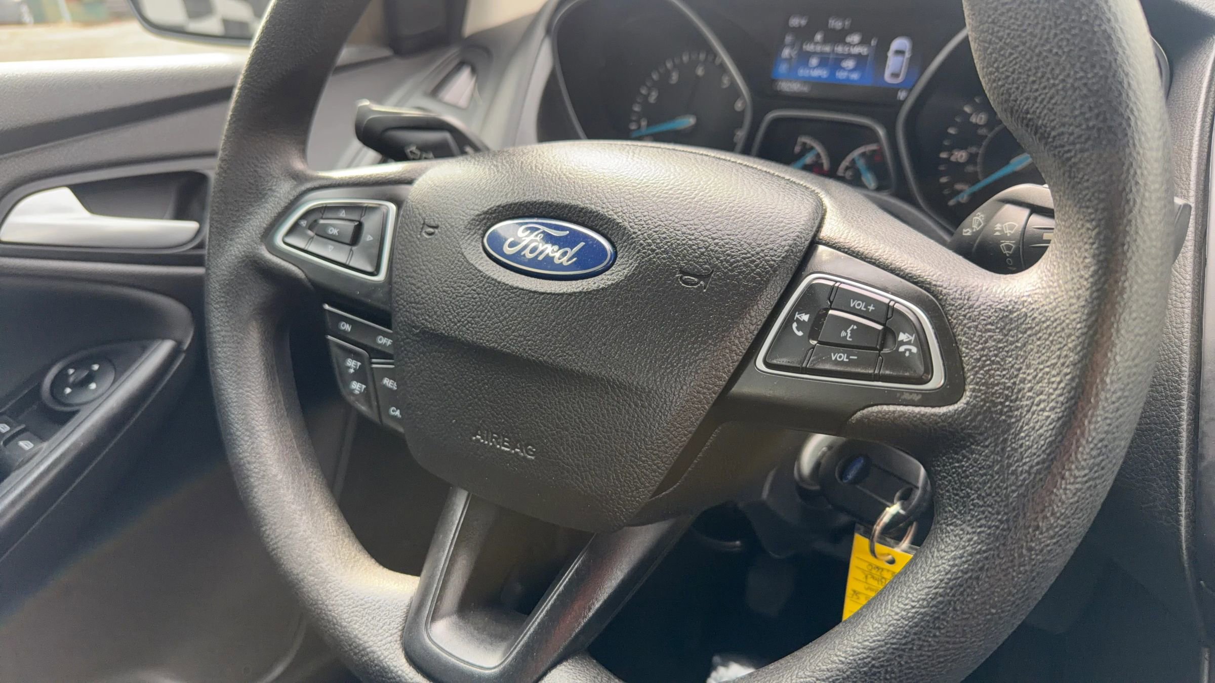 Used 2017 Ford Focus SE image 28