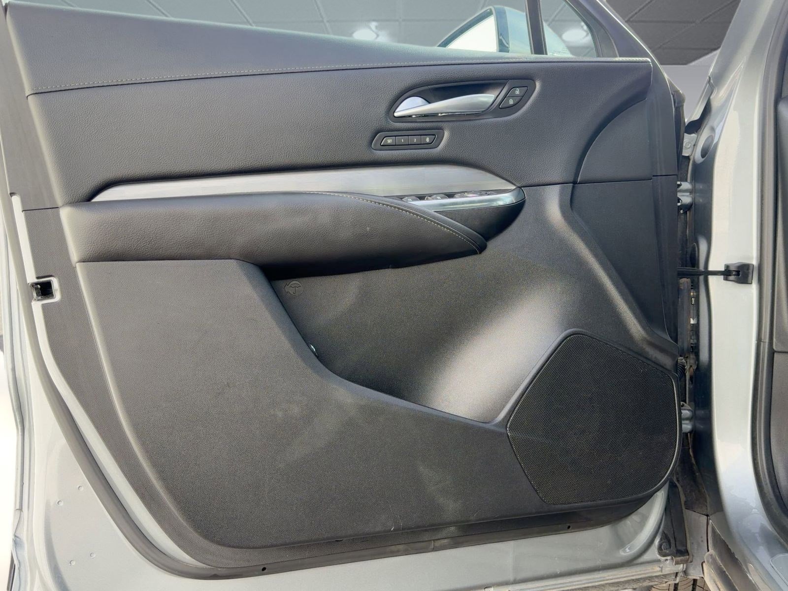 Certified 2024 Cadillac XT4 Premium Luxury image 21