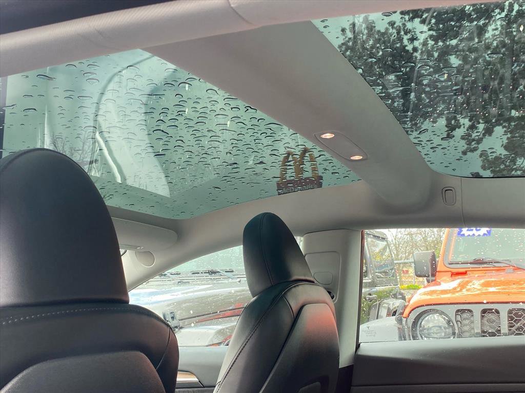 Used 2023 Tesla Model 3 Standard Range image 20