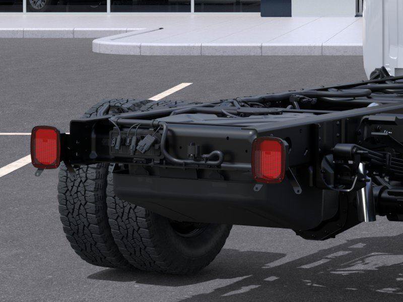 New 2026 GMC Sierra 3500 SLE w/ SLE Convenience Package AWD/4WD image 11