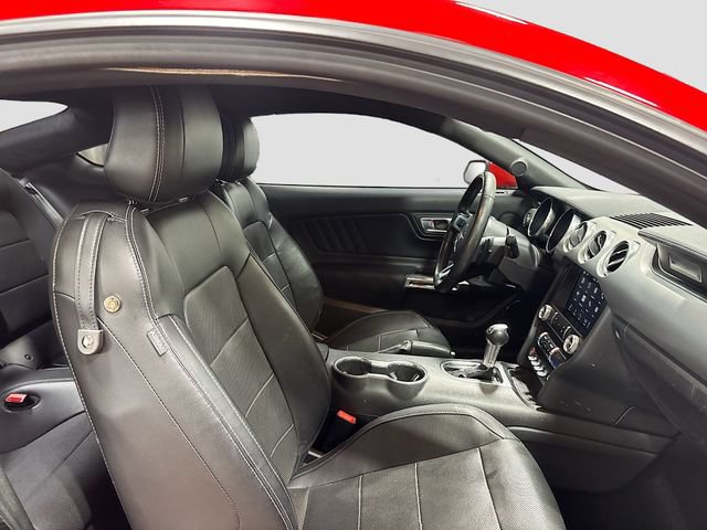 Used 2019 Ford Mustang GT Premium w/ Black Accent Package RWD image 20