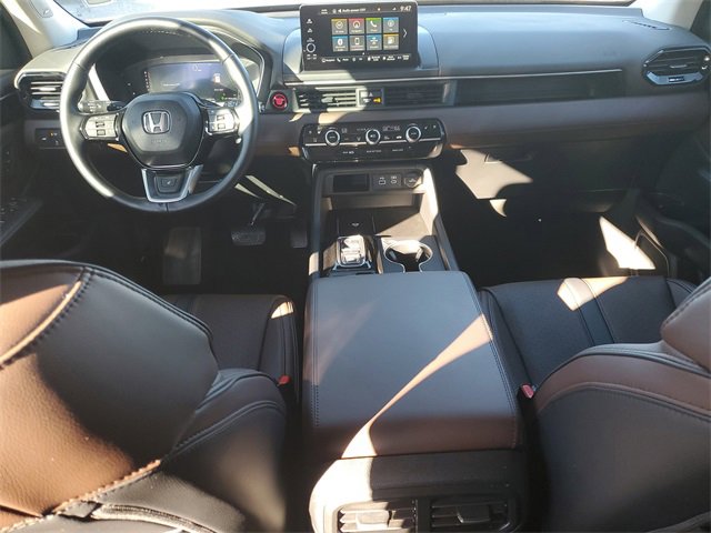 Used 2024 Honda Pilot Elite image 22